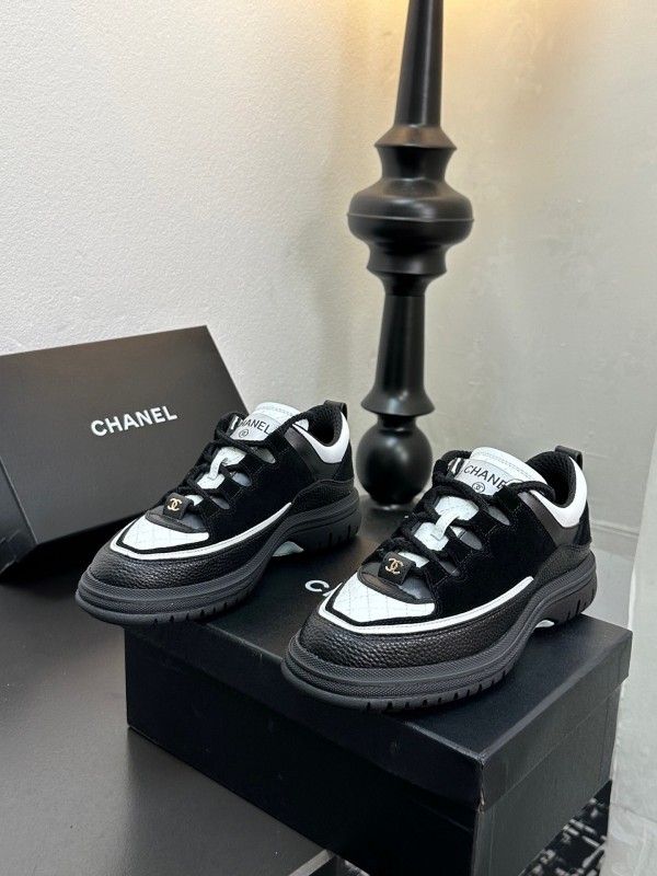 Chanel Spring/Summer 2025 Runway Thick Sole Sneakers - LY00320