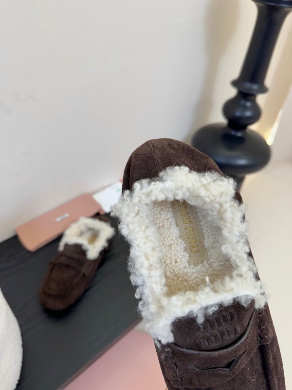 MIUMIU Platform Loafers with Wool Design - KFY00320