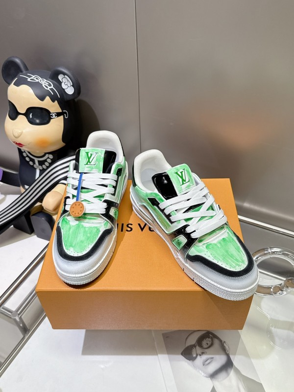 Louis Vuitton Trainer Basketball Series Crackle Glaze Process Sneakers - LY00490