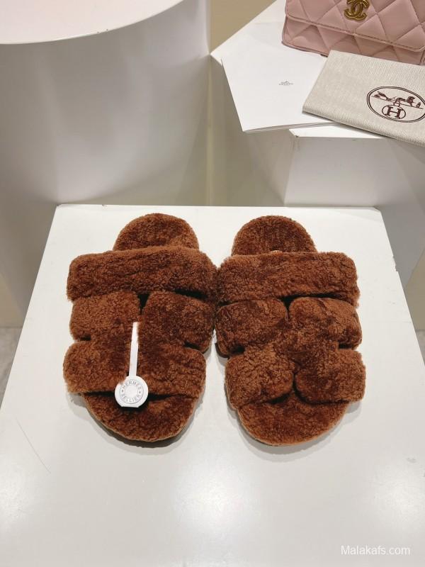 H Love Erjiu Full Wool Slippers with Wavy Fur Design - LY00270