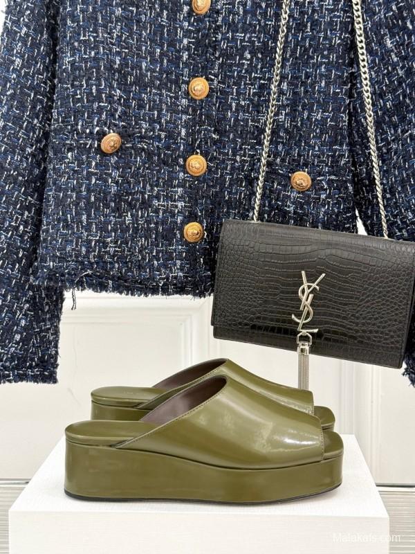 The Row Fall/Winter 2025 Platform Slides - KFY00280