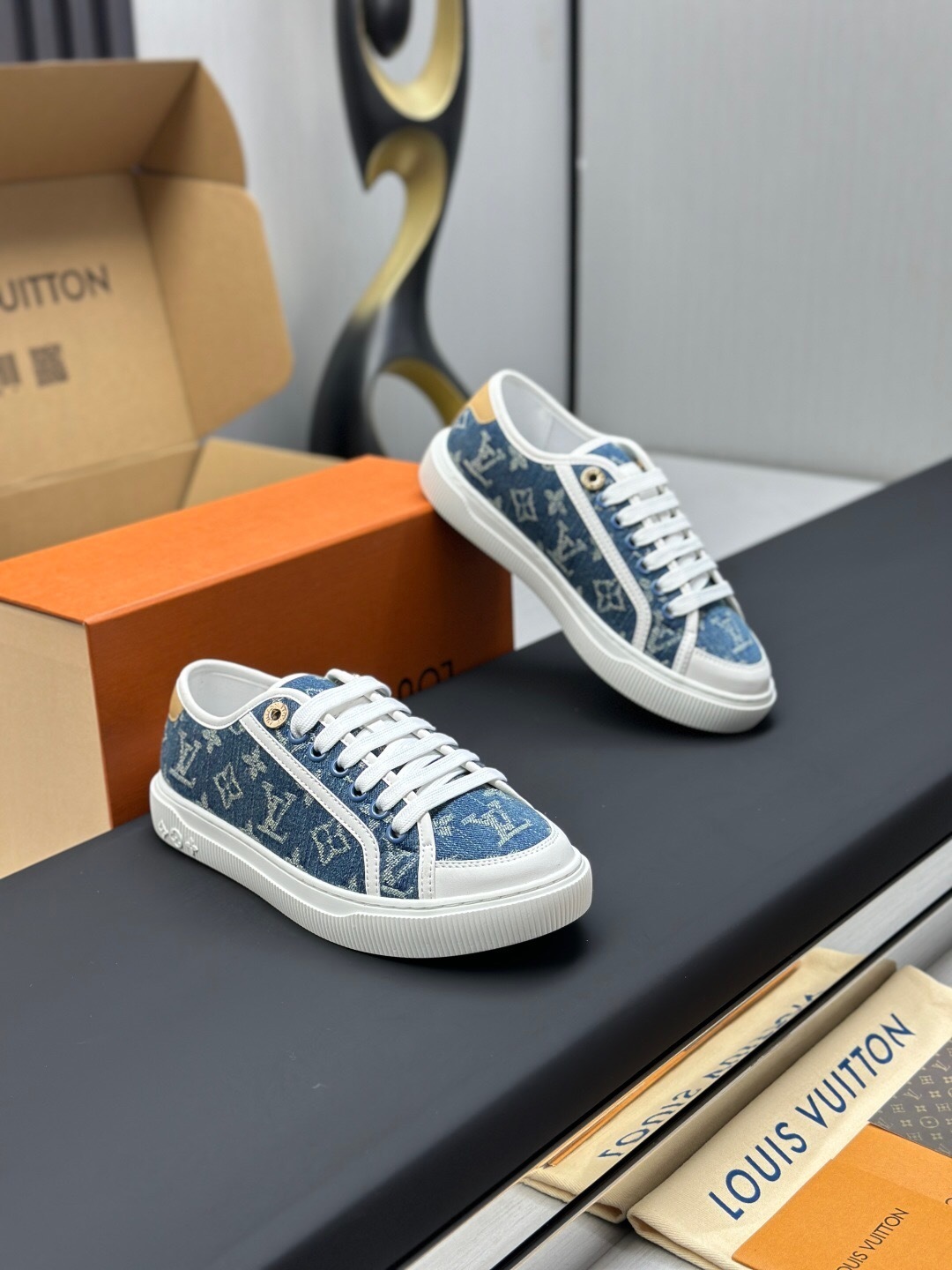 Louis Vuitton Time Out Series Animal Print Casual White Sneakers - AS00260