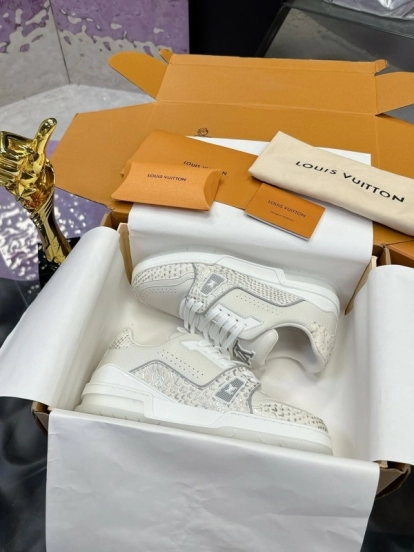 Louis Vuitton LV Trainer Maxi Sneakers Series Snake Print - AS00430