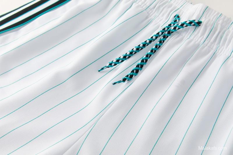 26/27  Liverpool White Short Sleeve+Soccer Shorts