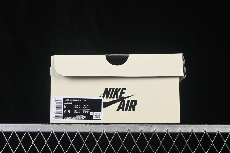 Nike Air Force 1 '07 Low Collaborative Skateboarding Shoes with Full-Length Air Cushion - DW8806-003
