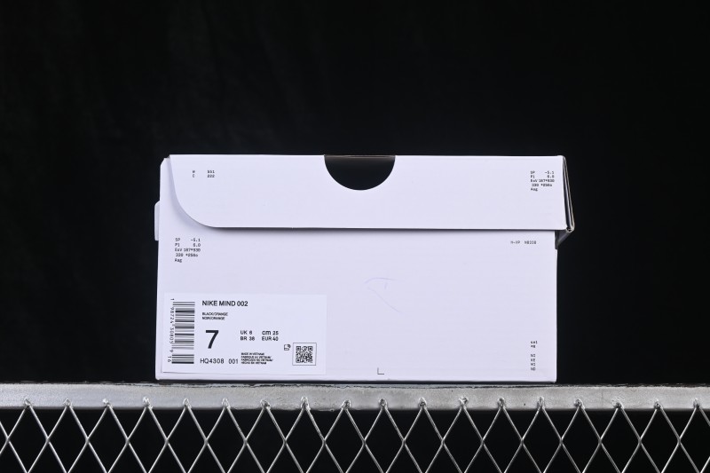 Nike Mind 002 Neuroscience Foot Massage Shoes with Perforated Mesh Upper - HQ4308-001