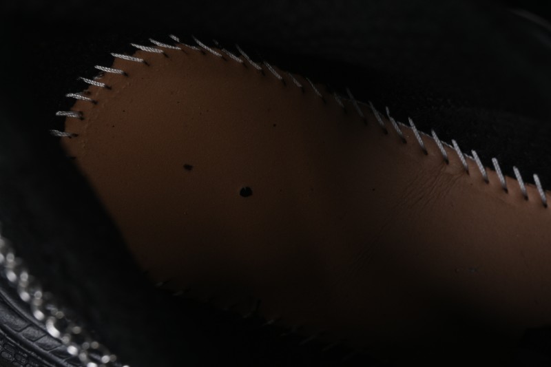 Balenciaga 3XL Charms Men Running Shoes with Cushioned Sole and Fashion-Forward Design - W3XCN1000
