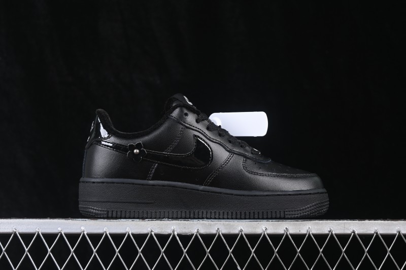 Nike Air Force 1 '07 Low Basketball Shoes with Full-Length Air Cushion - IR8637-001