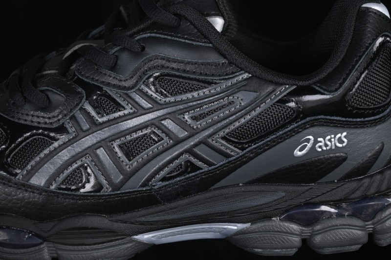 Asics Gel-NYC Retro Running Shoes with Breathable Mesh and Suede Upper - 1203A280-003