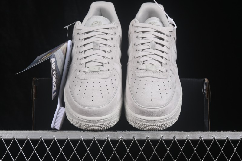 Nike Air Force 1 '07 Low Retro Basketball Shoes with Classic Leather Upper - HV4406-001