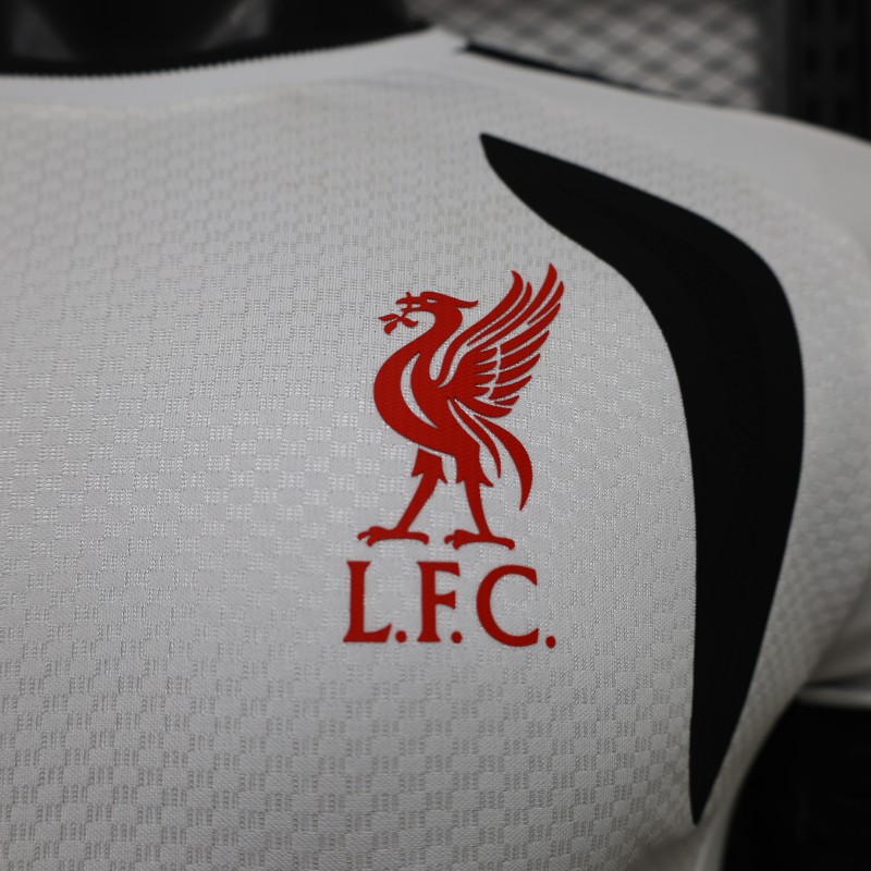 Player Version 26/27 Liverpool  White  Training Jersey