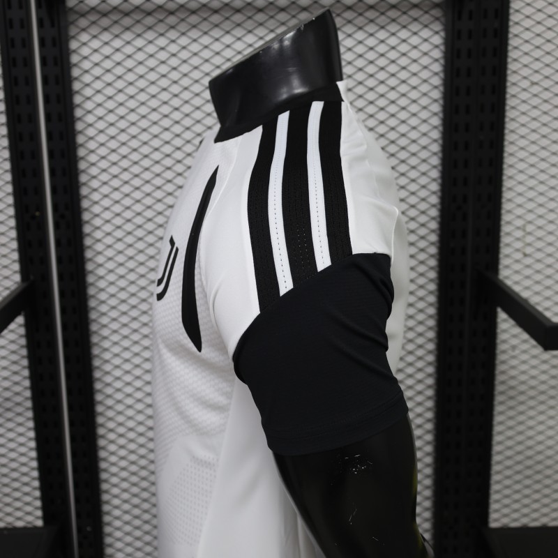 Player Version 26/27 Juventus White Training Jersey
