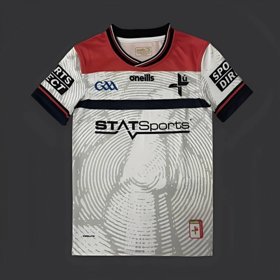 25/26 Kids Kildare GAA White with Red Shoulders and Circular Pattern Jersey