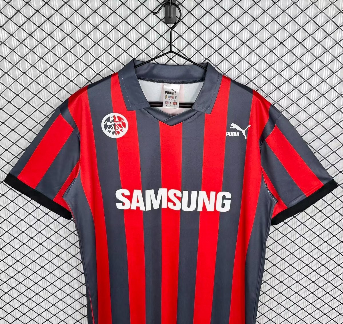 Retro 92/93 Eintracht Frankfurt Home Jersey
